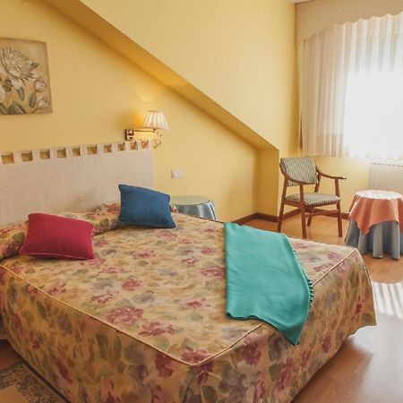 Hotel Y Casona El Carmen Perlora Chambre photo