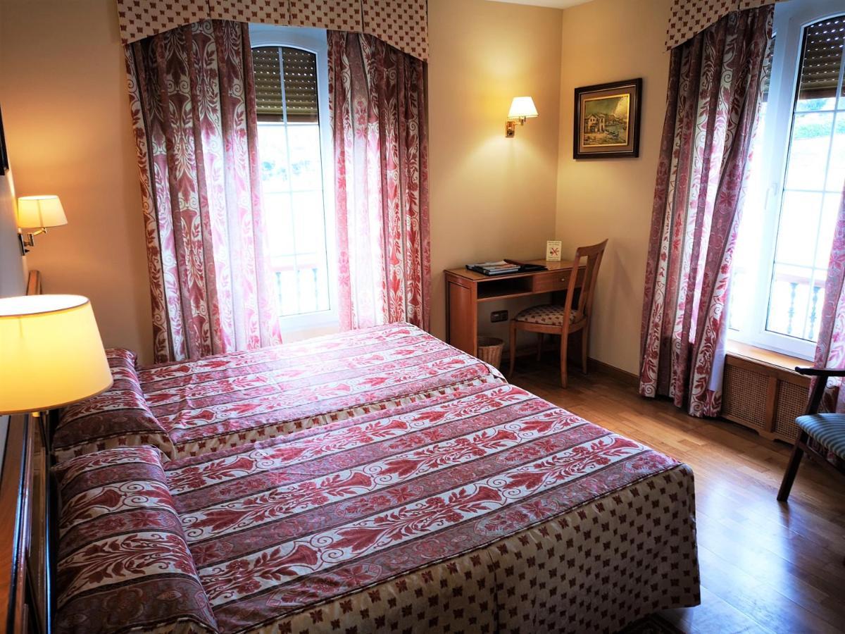 Hotel Y Casona El Carmen Perlora Extérieur photo