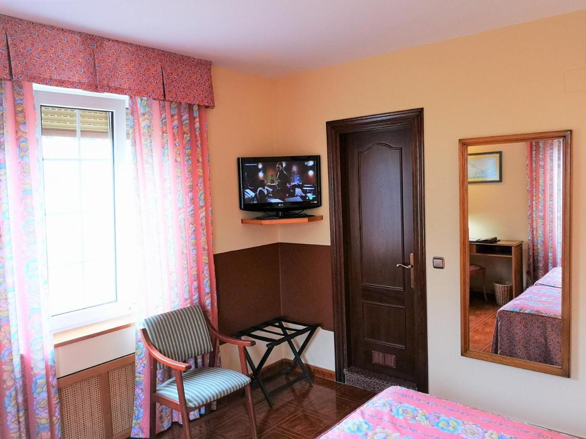 Hotel Y Casona El Carmen Perlora Extérieur photo