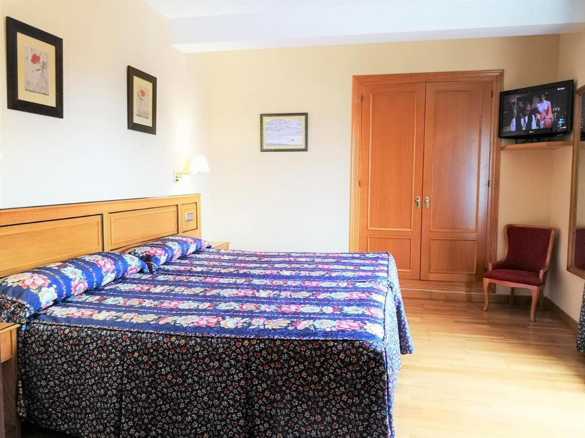 Hotel Y Casona El Carmen Perlora Extérieur photo
