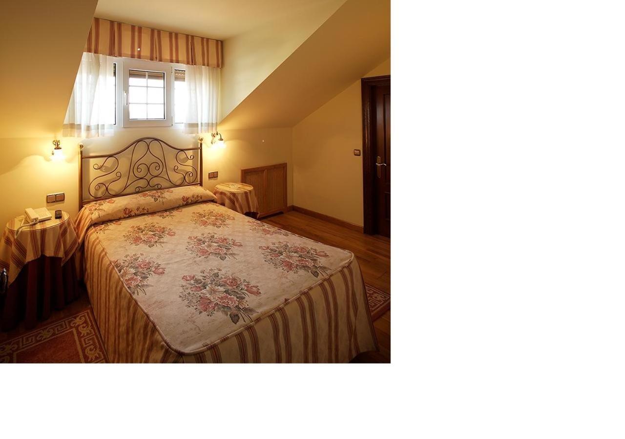 Hotel Y Casona El Carmen Perlora Extérieur photo