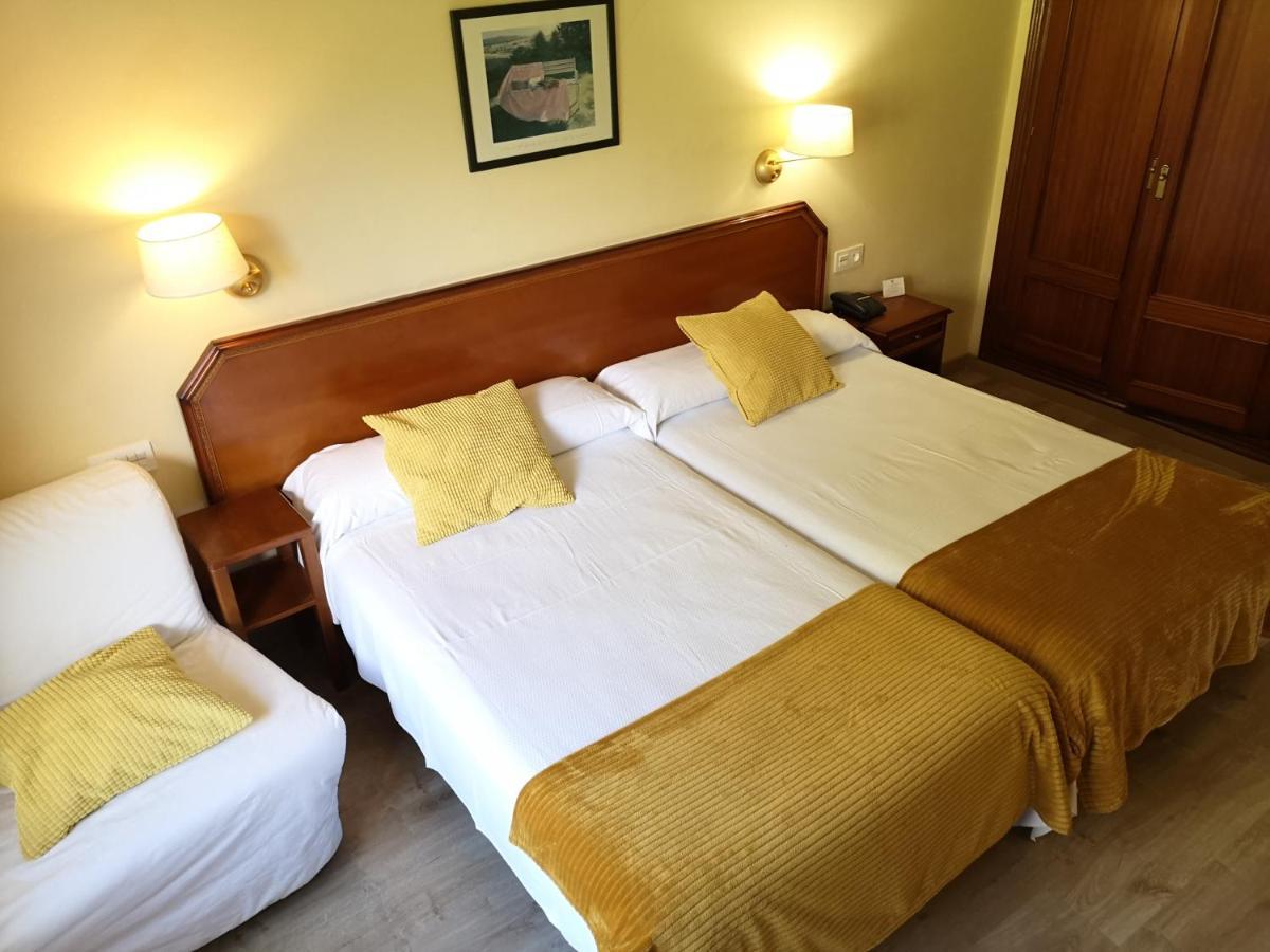 Hotel Y Casona El Carmen Perlora Extérieur photo